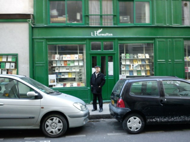 Une des librairies des éditions L'Harmattan à PARIS (75005)
